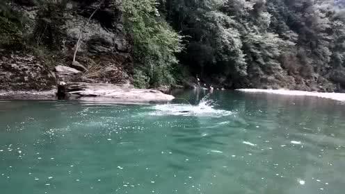 《孤星猎人》游戏机制解析