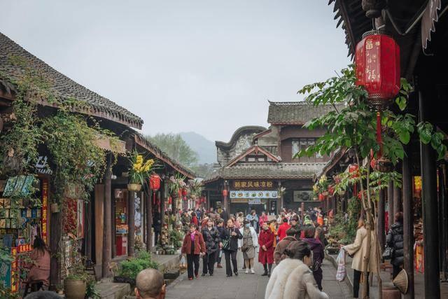 如何自制美味的甜点？